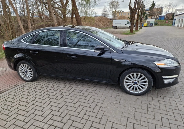 Ford Mondeo cena 29000 przebieg: 210000, rok produkcji 2013 z Białystok małe 67